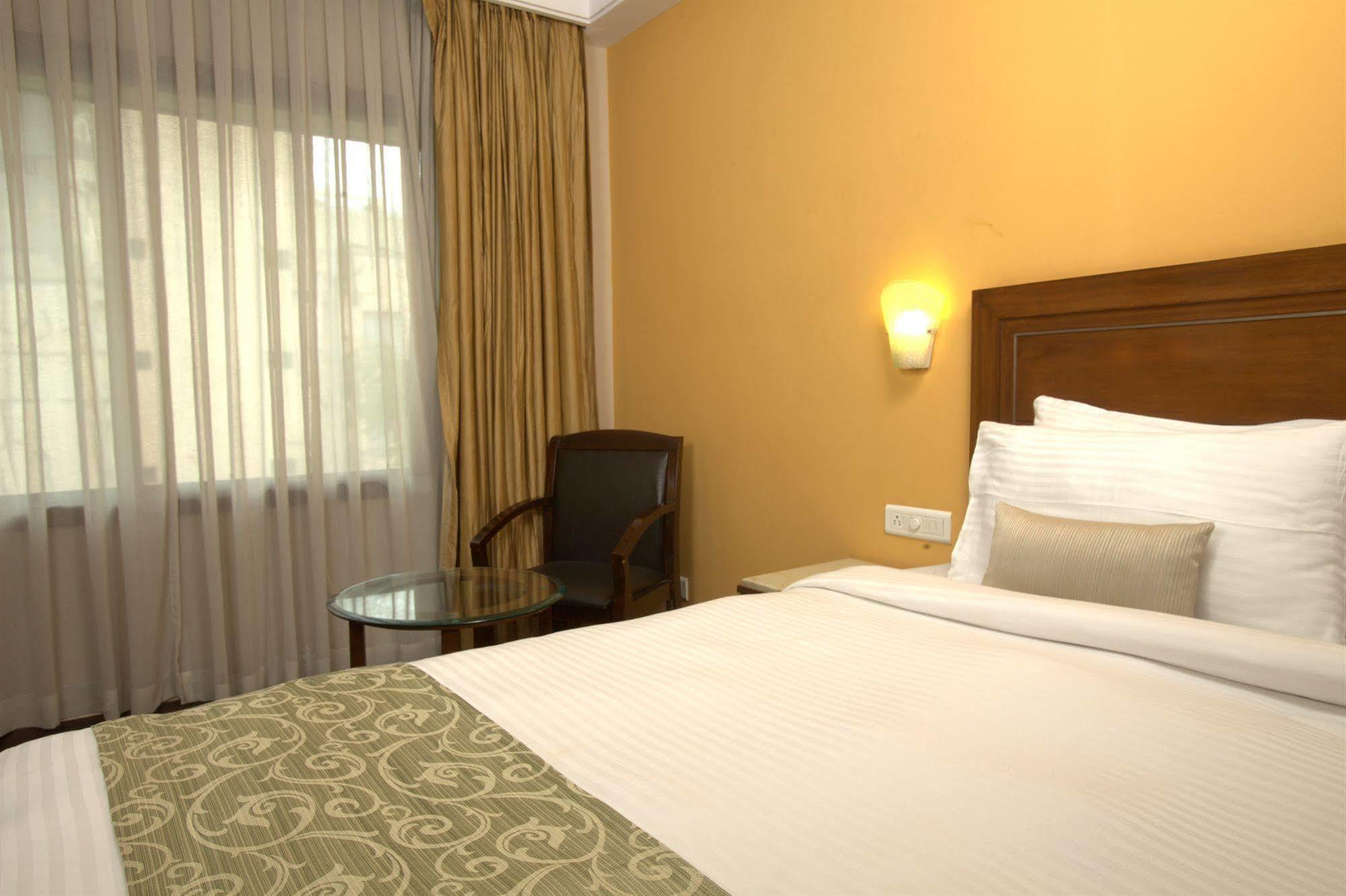 Mango Hotels, Secunderabad Exterior photo