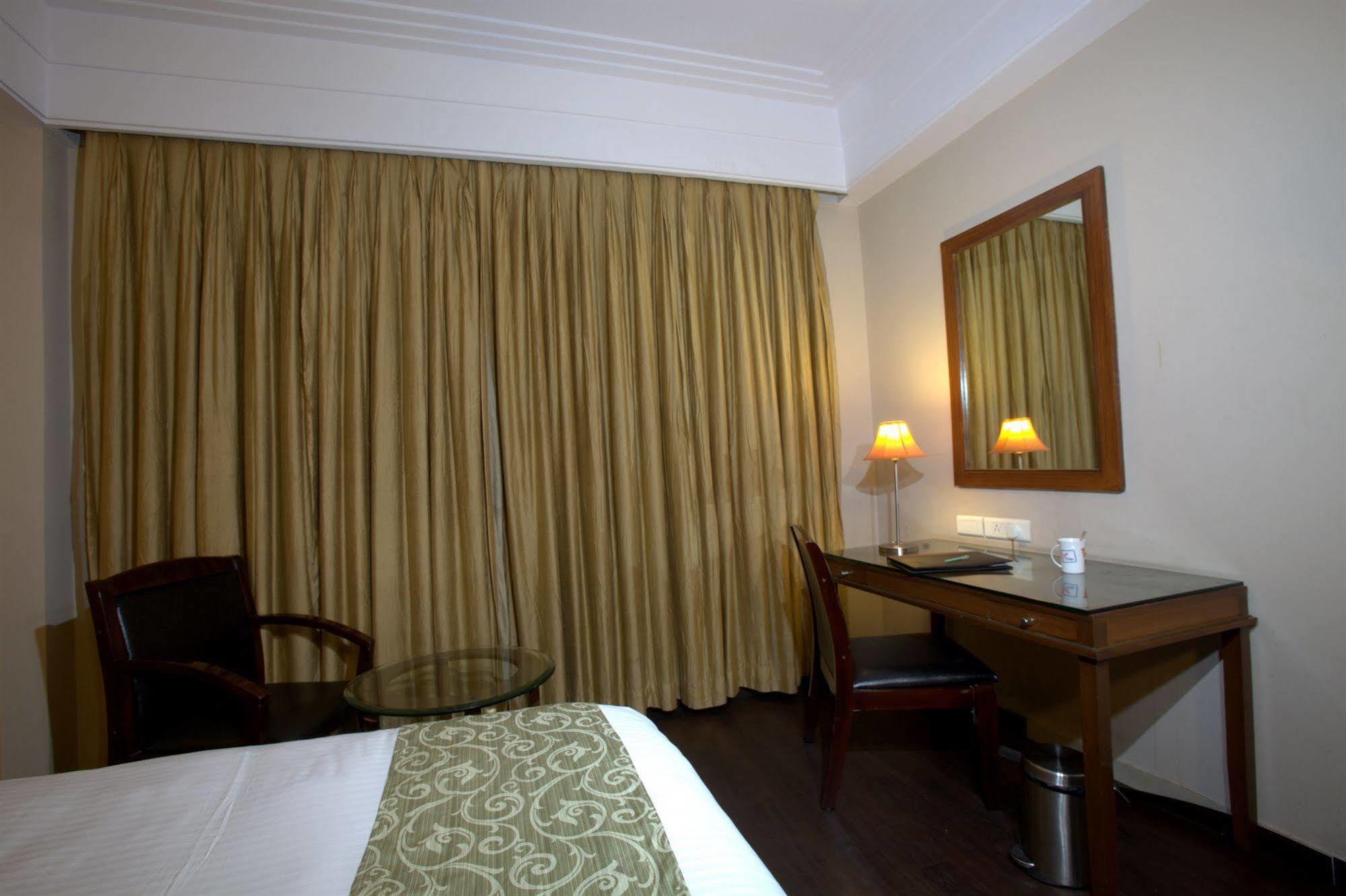 Mango Hotels, Secunderabad Exterior photo