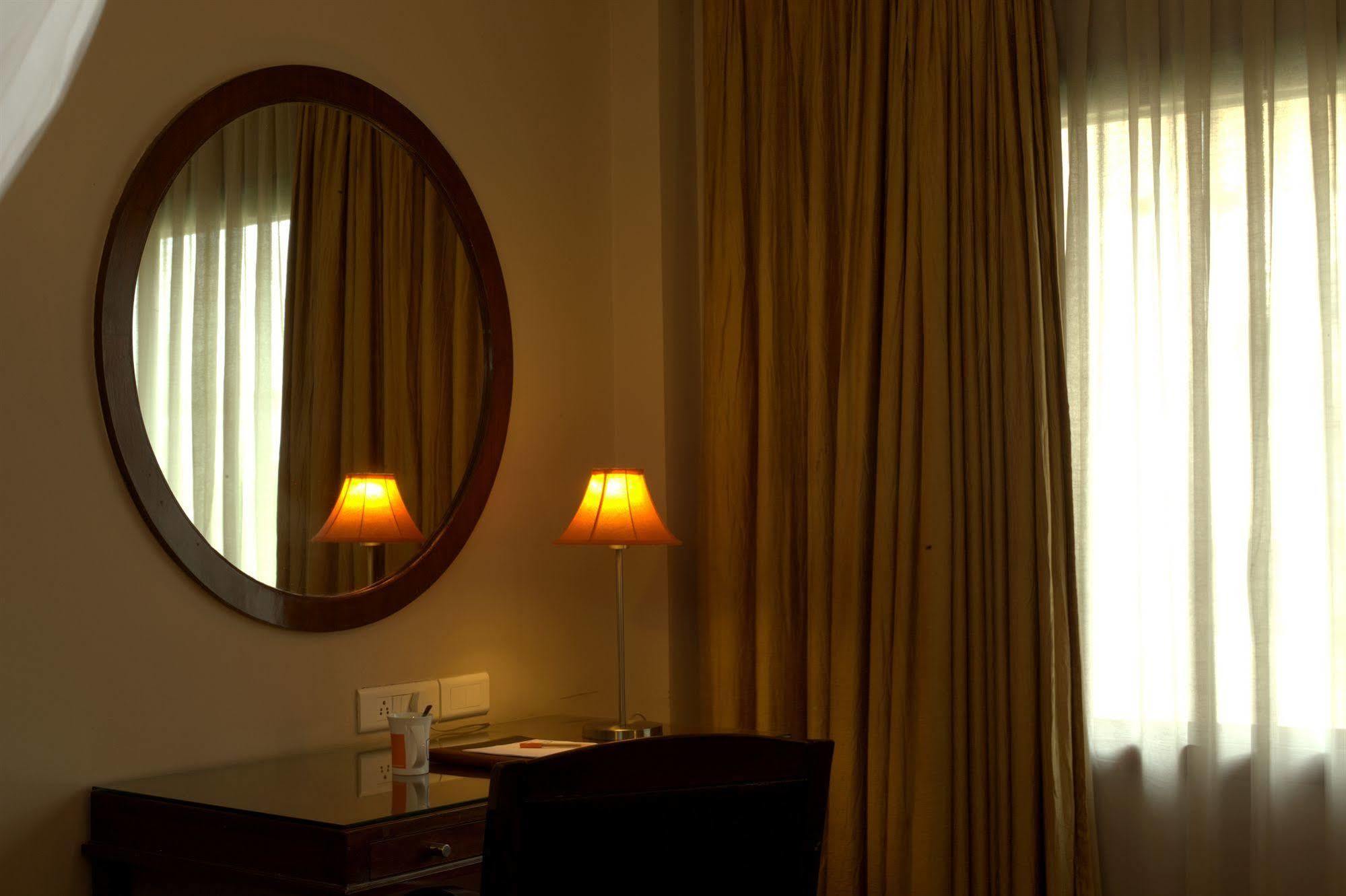 Mango Hotels, Secunderabad Exterior photo